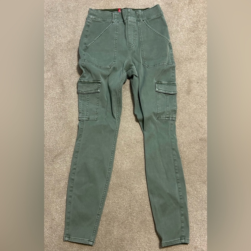 Spanx Stretch Twill Ankle Cargo Pants in Sage Green - M - Picture 2 of 10